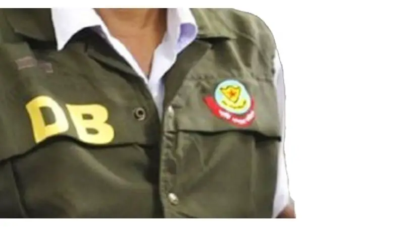 মাদক কারবারি ও জুয়াড়িদের হামলায় ডিবি পুলিশের ৬ সদস্য আহত