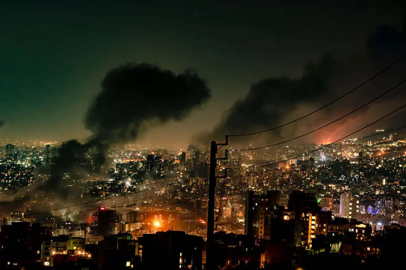 ইরানের রাষ্ট্রীয় টেলিভিশন এবং রেডিও সদর দপ্তরে হামলা