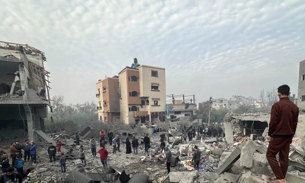 গাজায় ধ্বংসযজ্ঞ বাড়িয়েছে ইসরায়েল, বহু ভবন ধ্বংসসহ নিহত ৬৫