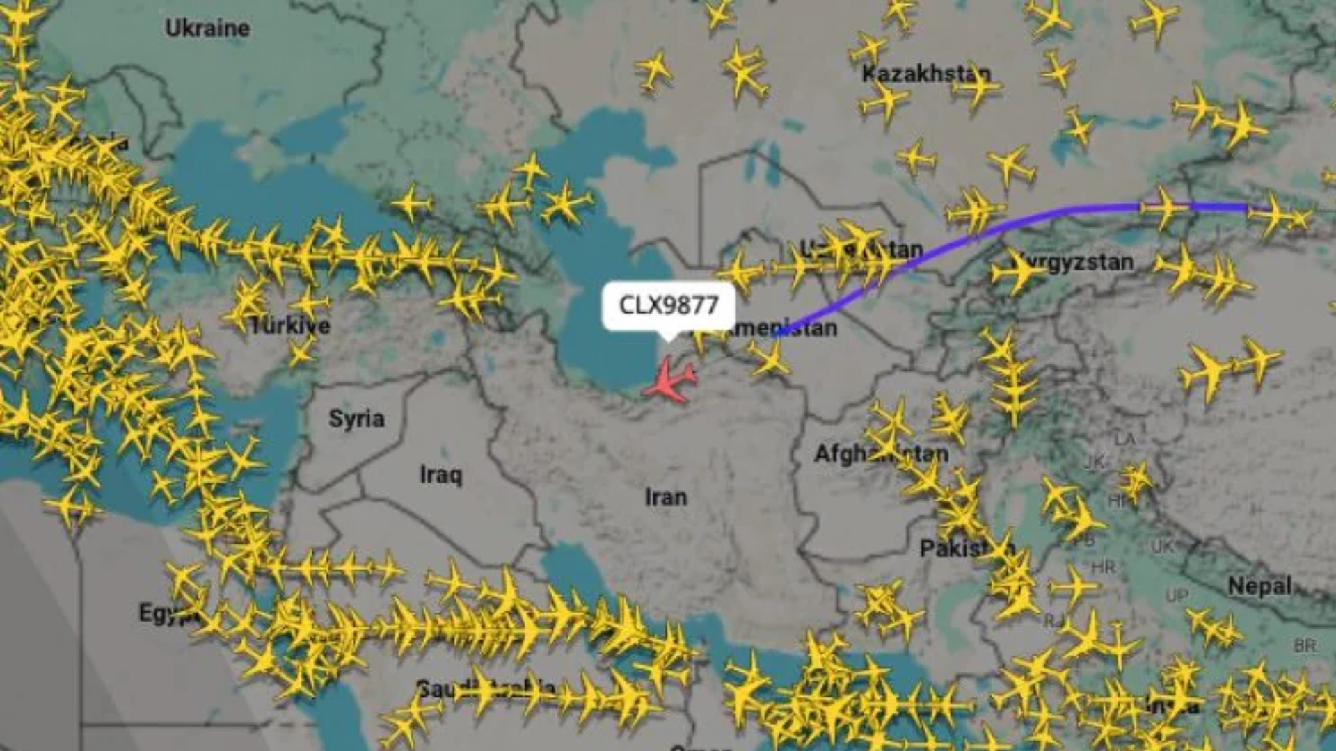 চীন থেকে ‘রহস্যময়’ বিমানের উড্ডয়ন, ইরানের কাছে গিয়ে রাডার থেকে ‘উধাও’