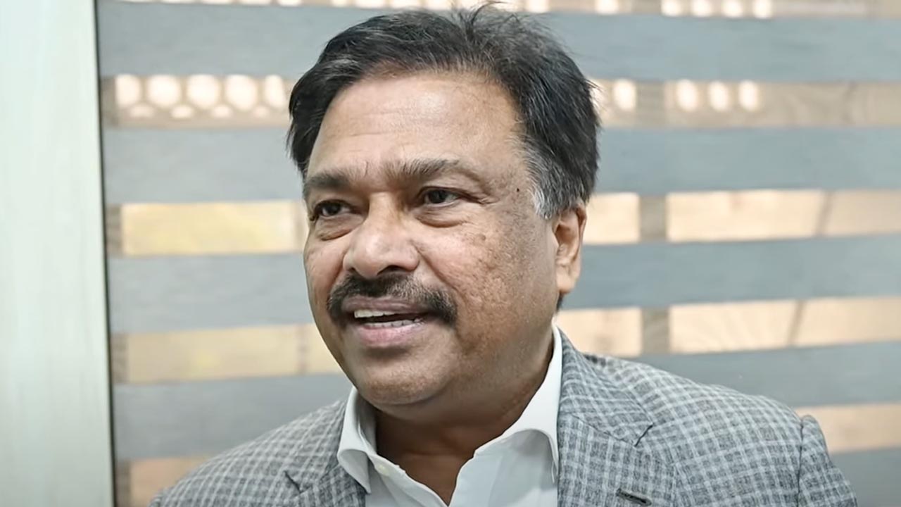 দেশ ত্যাগের খবর উড়িয়ে দিয়ে ‘ফাইট’ করে যাওয়ার ঘোষণা ফারুকের