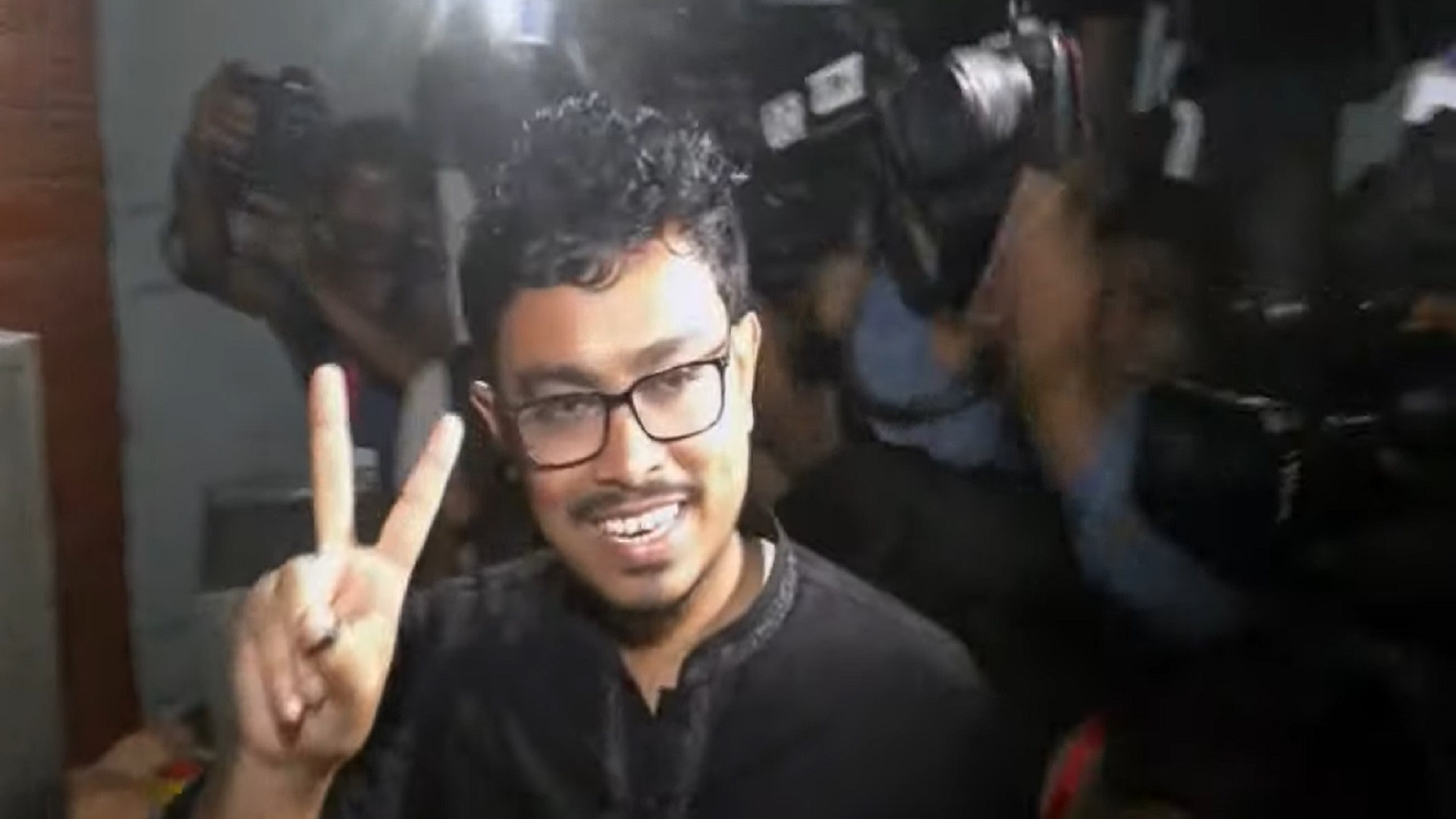 ডাকসু নির্বাচনে পাঁচ হলে ভিপি পদে বড় ব্যবধানে এগিয়ে সাদিক কায়েম