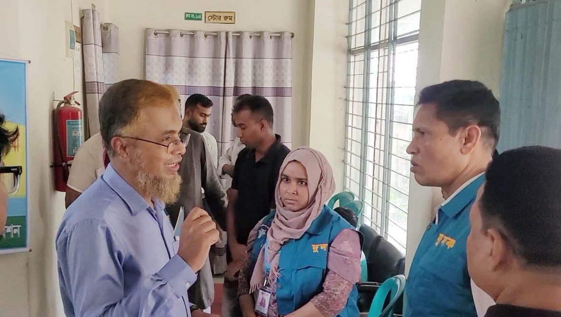 ছদ্মবেশে নির্বাচন কার্যালয়ে দুদক, মিলেছে টাকা লেনদেনের প্রমাণ