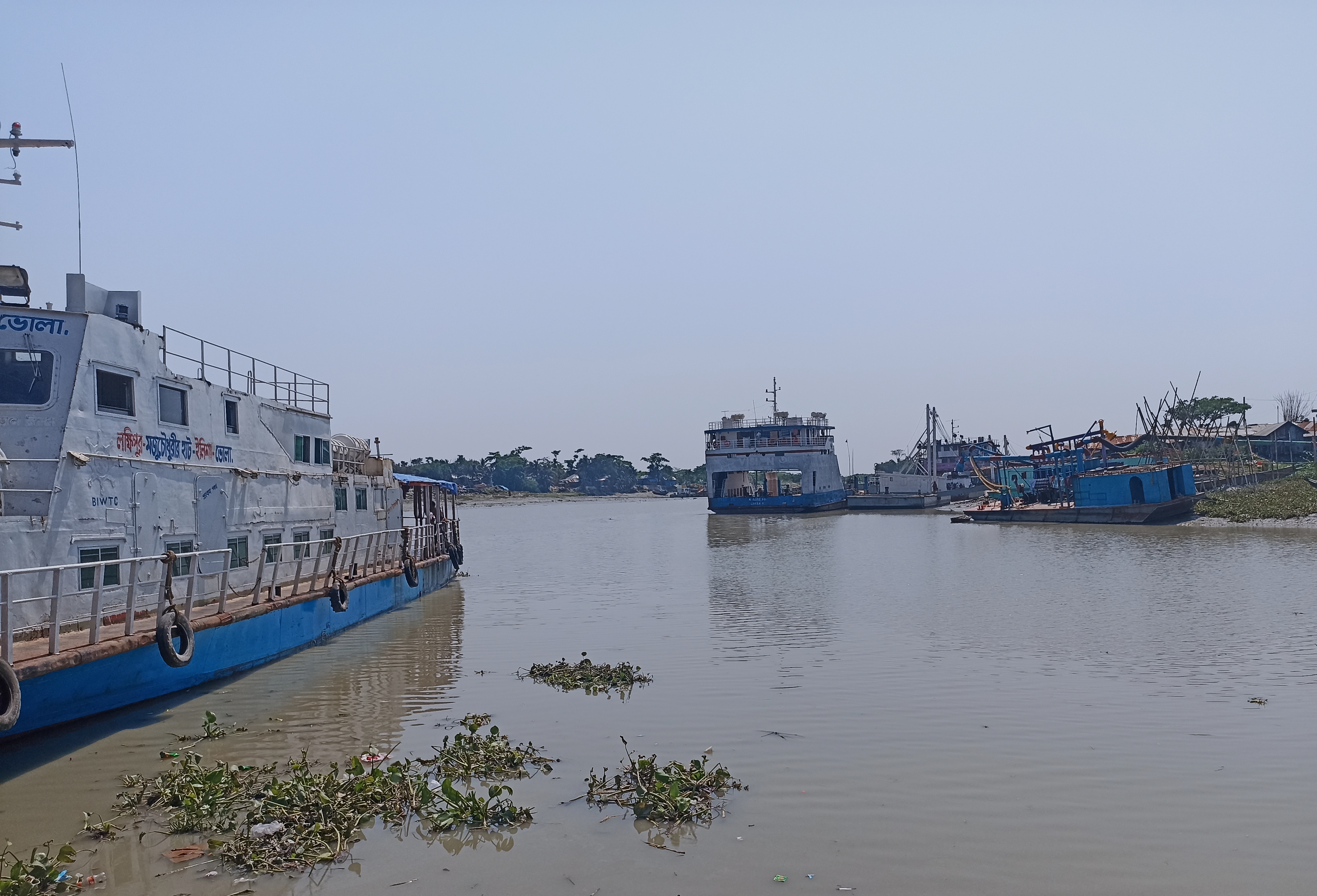 লক্ষ্মীপুরে ২০ গ্রাম প্লাবিত, লঞ্চ চলাচল বন্ধ