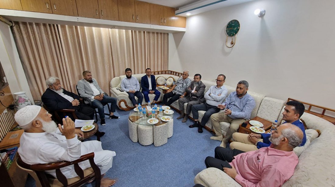 জামায়াত আমিরের বাসায় স্কয়ারের এমডিসহ ব্যবসায়ীরা