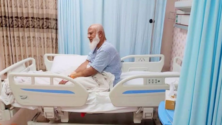 জামায়াত আমিরকে হাসপাতালে দেখতে গেলেন শহীদ মুগ্ধর বাবা