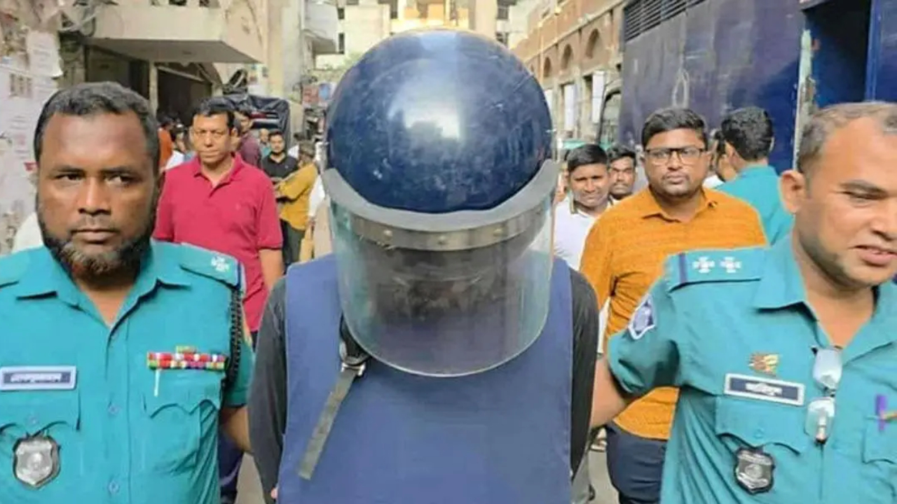 ঢাবিতে গ্রেপ্তার ভুয়া সাংবাদিক জাহিদুল কারাগারে