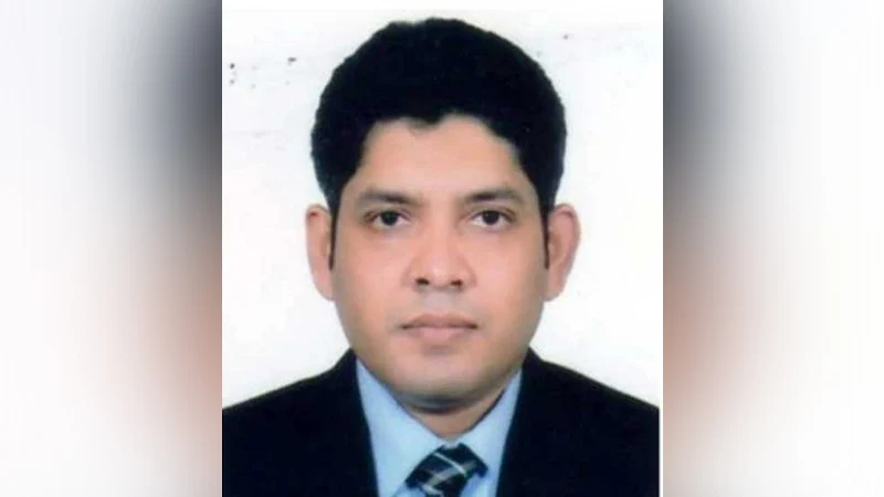 কর্মস্থলে নেই শরীয়তপুরের ডিসি