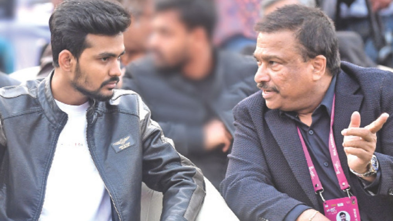 দুর্নীতি নয়, ব্যর্থতার দায়ে ফারুককে অপসারণ: ক্রীড়া উপদেষ্টা