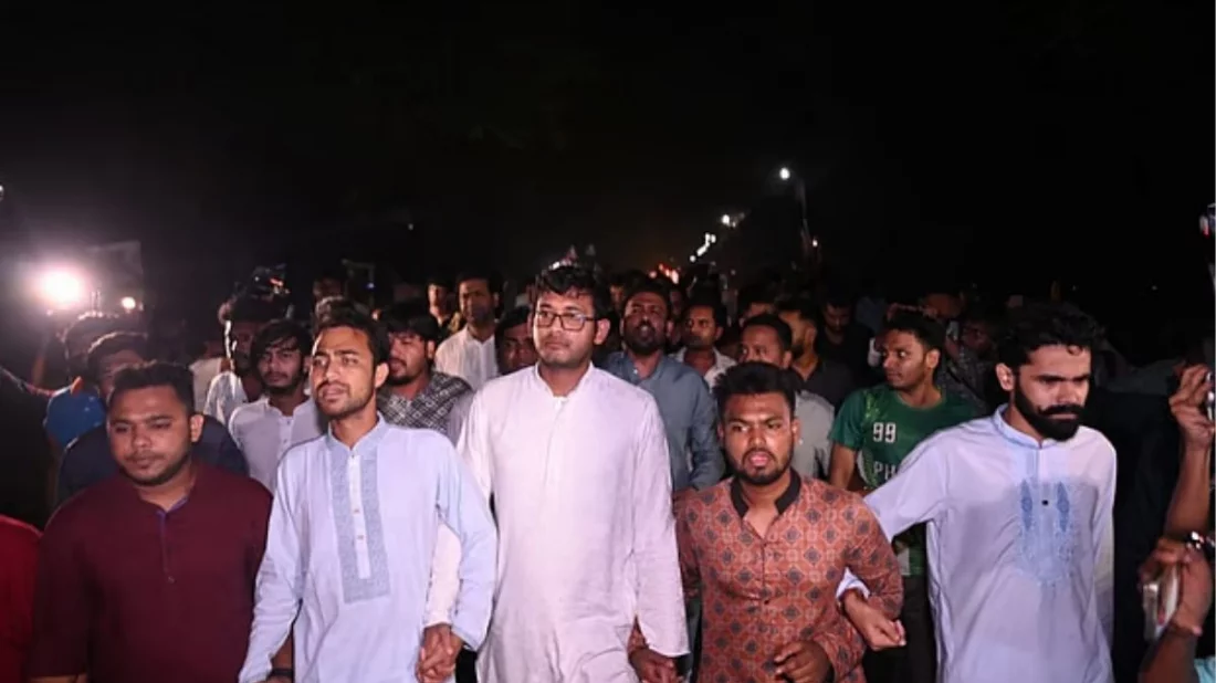 জাকসু নির্বাচন বর্জনের পর জাবি ক্যাম্পাসে ছাত্রদলের মিছিল