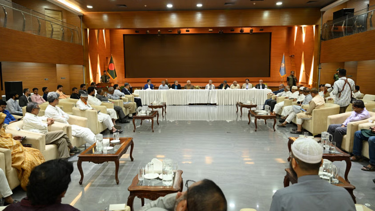 জরুরি অবস্থা ঘোষণায় লাগবে মন্ত্রিসভার অনুমোদন, রাজনৈতিক দলগুলোর মধ্যে ঐকমত্য