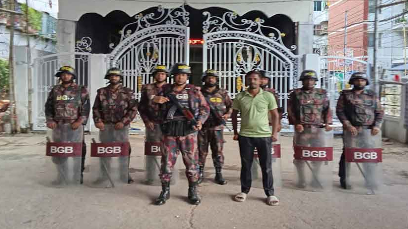 পূজামণ্ডপের নিরাপত্তায় ৪৩০ প্লাটুন বিজিবি
