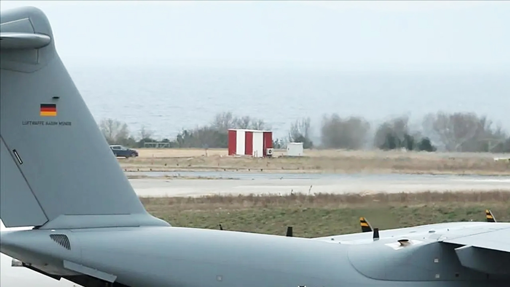 ইসরায়েলে ঢুকল অস্ত্রবাহী এক ডজন জার্মান ও মার্কিন বিমান