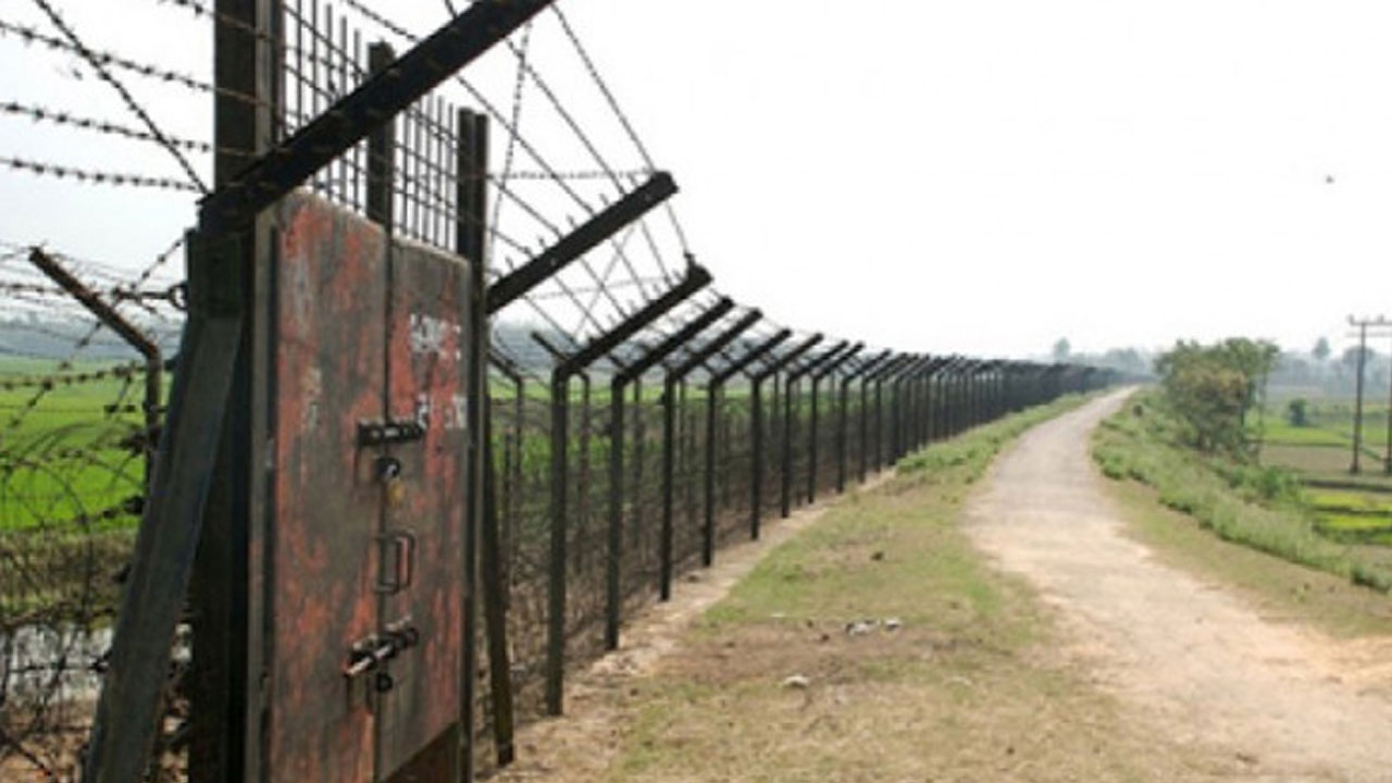 ভারত থেকে অনুপ্রবেশ, আটক ২১