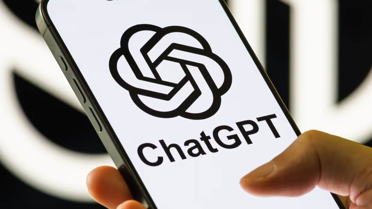 আত্মহত্যায় সহায়তার অভিযোগে চ্যাটজিপিটির বিরুদ্ধে মামলা