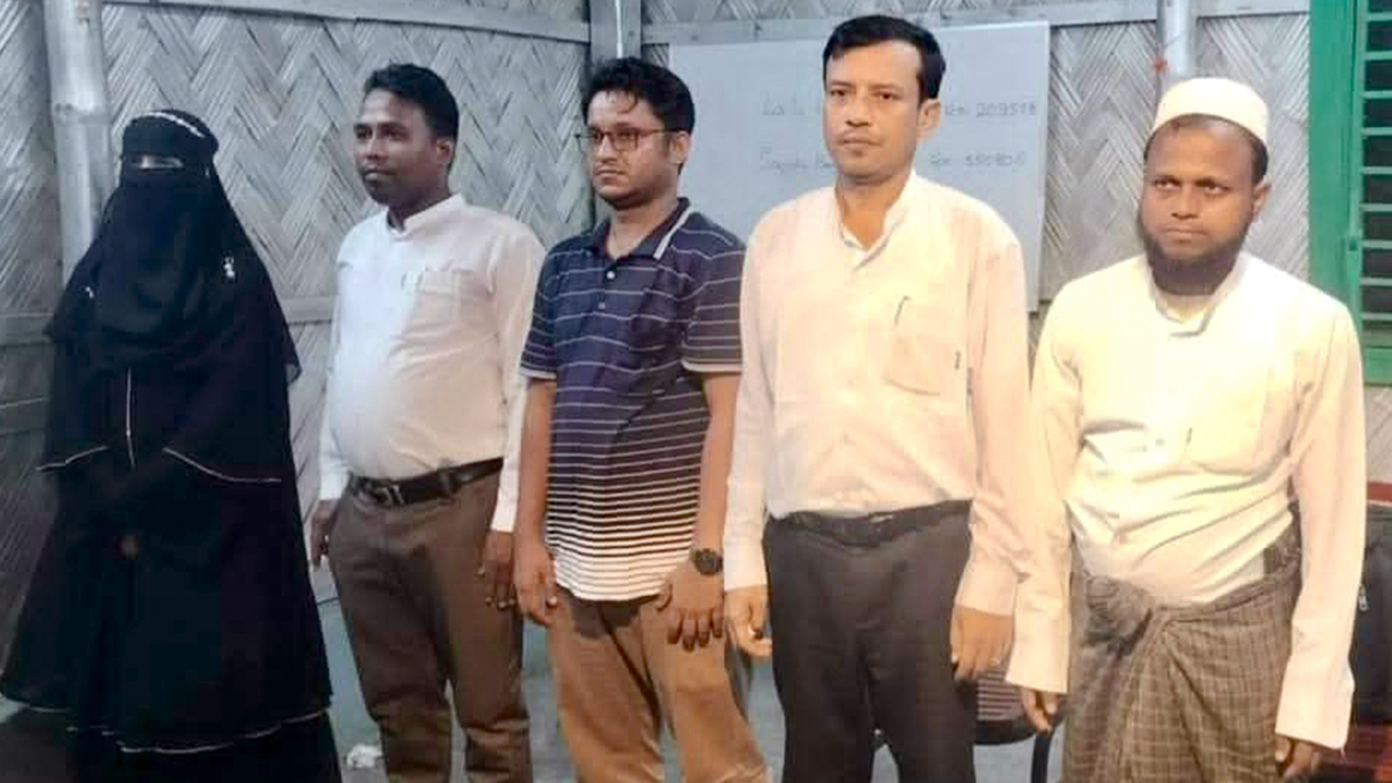 প্রত্যাবাসনের ‘কঠিন স্বপ্ন’ বাস্তবায়নে রোহিঙ্গারা নির্বাচিত করলেন ৫ নেতা
