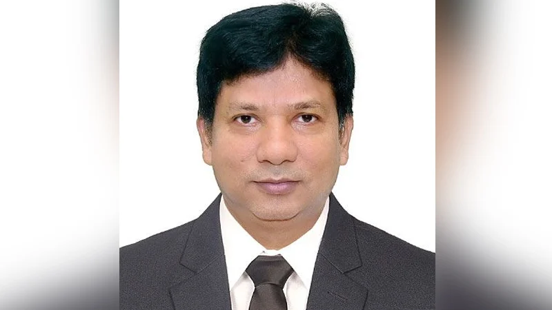 মধ্যরাতে বরখাস্ত চট্টগ্রাম কাস্টম হাউসের কমিশনার