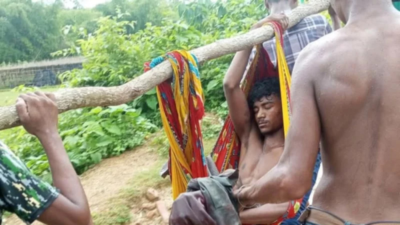 নাইক্ষ্যংছড়ি সীমান্তে মাইন বিস্ফোরণে কিশোরের পা বিচ্ছিন্ন