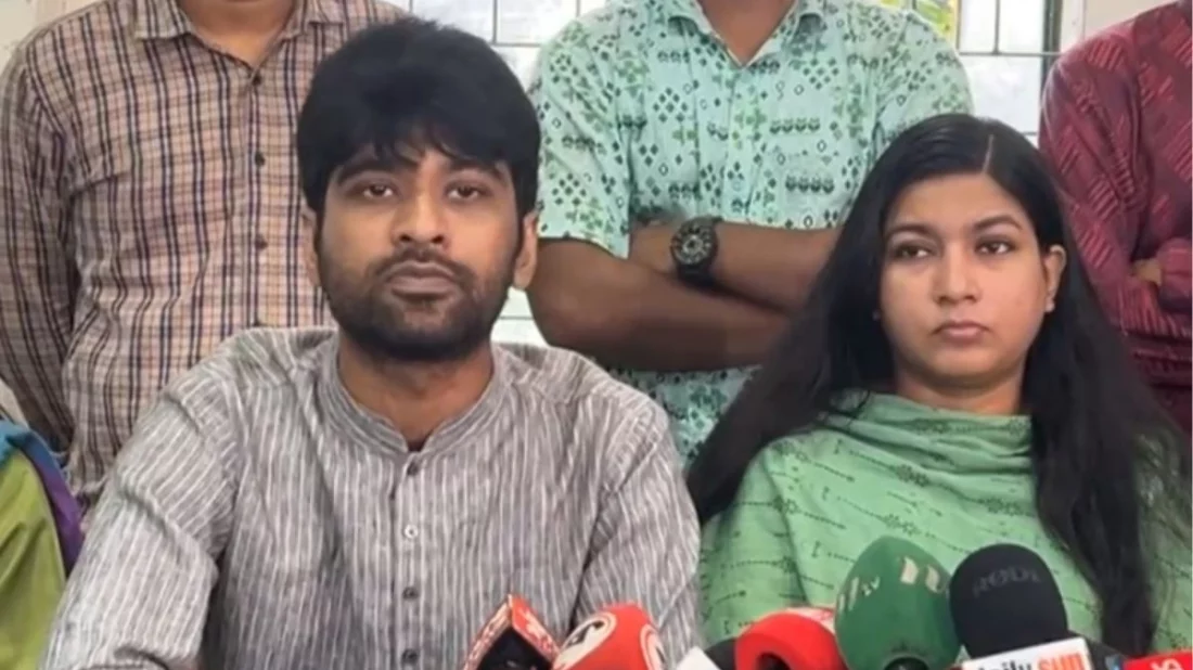 ‘হাসিনাকে ডাকসুর আজীবন সদস্য’ করার প্রস্তাব নিয়ে ইমিকে প্রশ্ন করায় ক্ষেপলেন মেঘমল্লার বসু