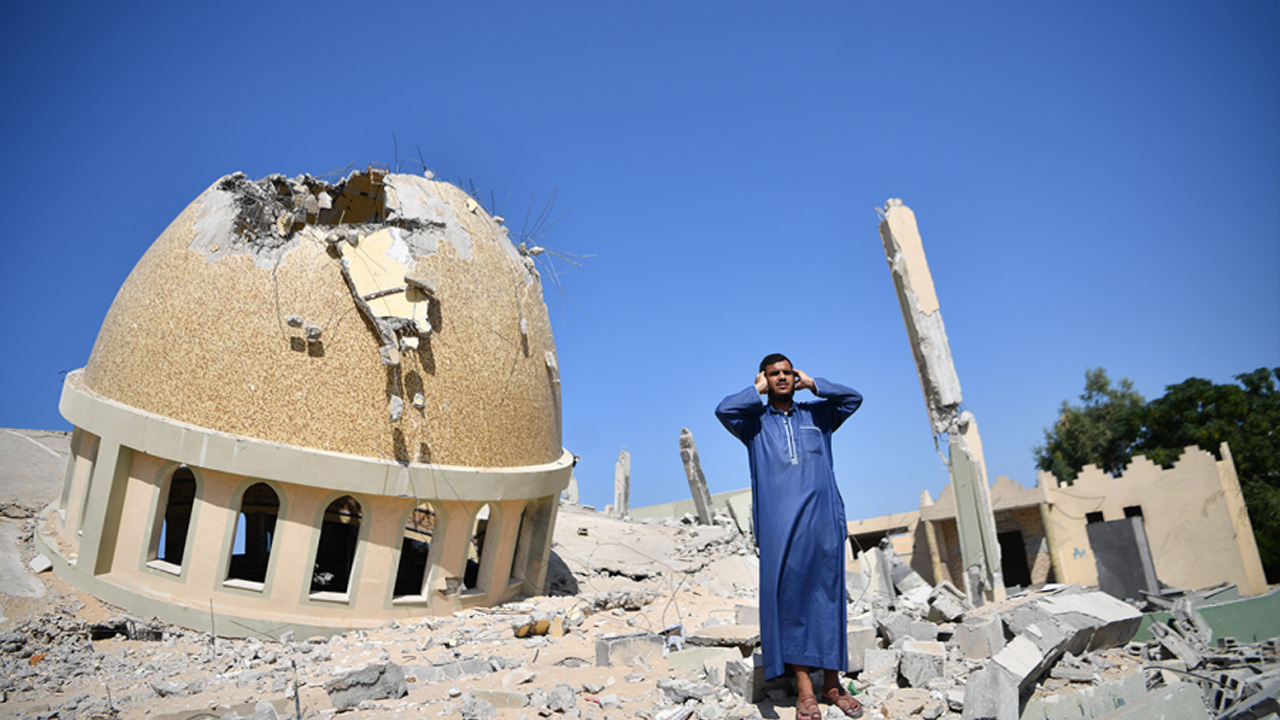 saurav/destroyed-mosques-in-gaza-20250828163831.jpg