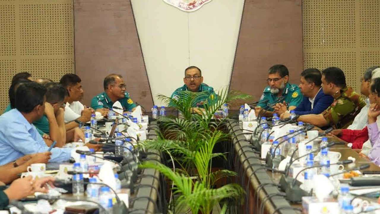 উৎসবমুখর পরিবেশে দুর্গাপূজা অনুষ্ঠিত হবে: ডিএমপি