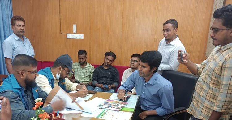 শরীয়তপুরে স্বাস্থ্য কমপ্লেক্সে দুদকের অভিযান: রাতের খাবার বঞ্চনা ও অনিয়মের প্রমাণ