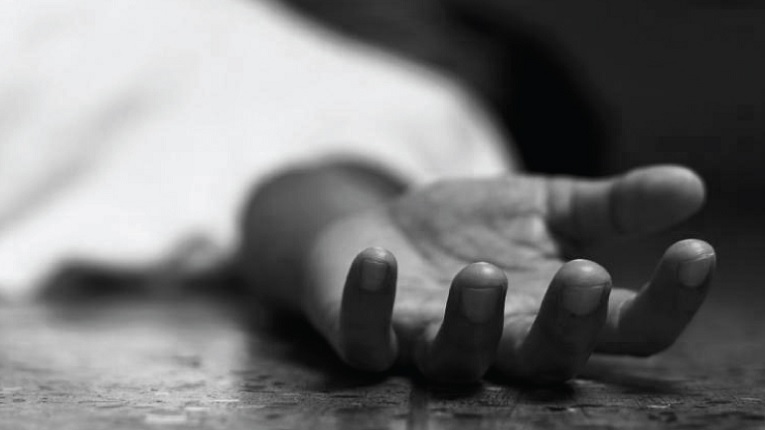 রাজধানীর হোটেল থেকে একই পরিবারের তিনজনের লাশ উদ্ধার