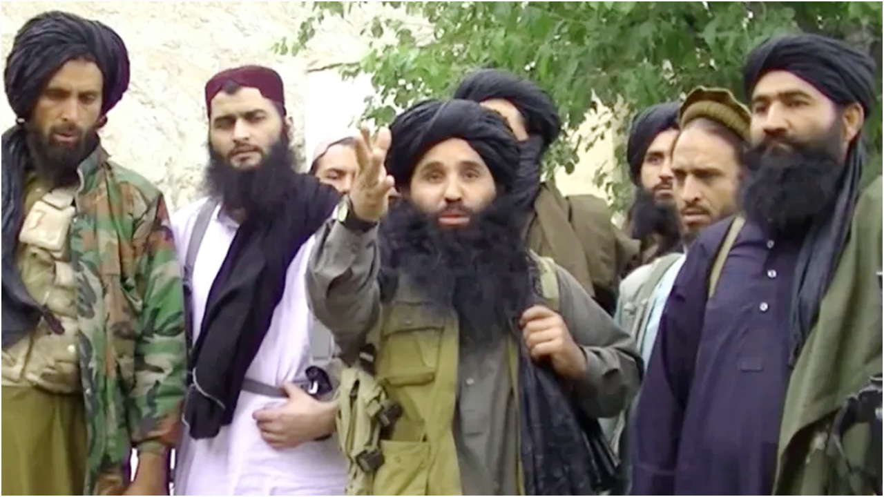 পাকিস্তানে সশস্ত্র সংগঠনে কীভাবে জড়াচ্ছে বাংলাদেশি তরুণরা?