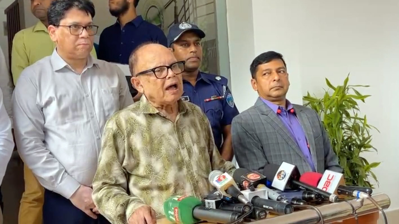 ৬০ টাকা কেজির চাল খাদ্যবান্ধবে ১৫ টাকায় পাওয়া যাবে: খাদ্য উপদেষ্টা