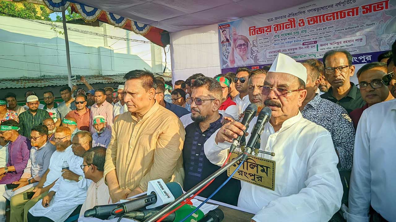 বিএনপির মধ্যে কোনো ভাইরাস নাই: গয়েশ্বর