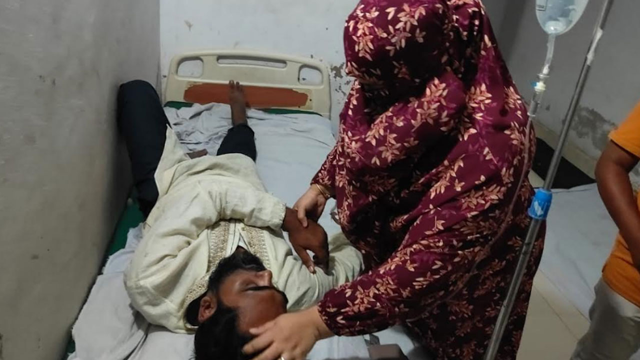 কোটালীপাড়ায় সাংবাদিকের ওপর যুবদল-ছাত্রদলের হামলার অভিযোগ