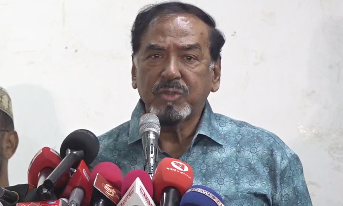 জামায়াত থেকে মন্ত্রী বানিয়েছি আমরা, এখন তারাই আক্রমণ করছে: হাফিজ উদ্দিন