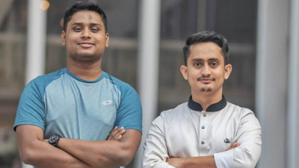 হাসনাত-সারজিসকে প্রকাশ্যে ক্ষমা চাইতে আলটিমেটাম