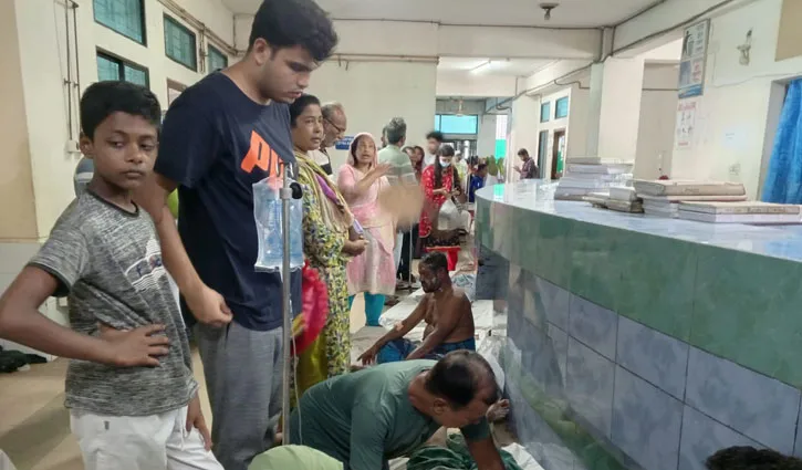 দিনাজপুরে গ্যাস সিলিন্ডার বিস্ফোরণ, দগ্ধ ৮