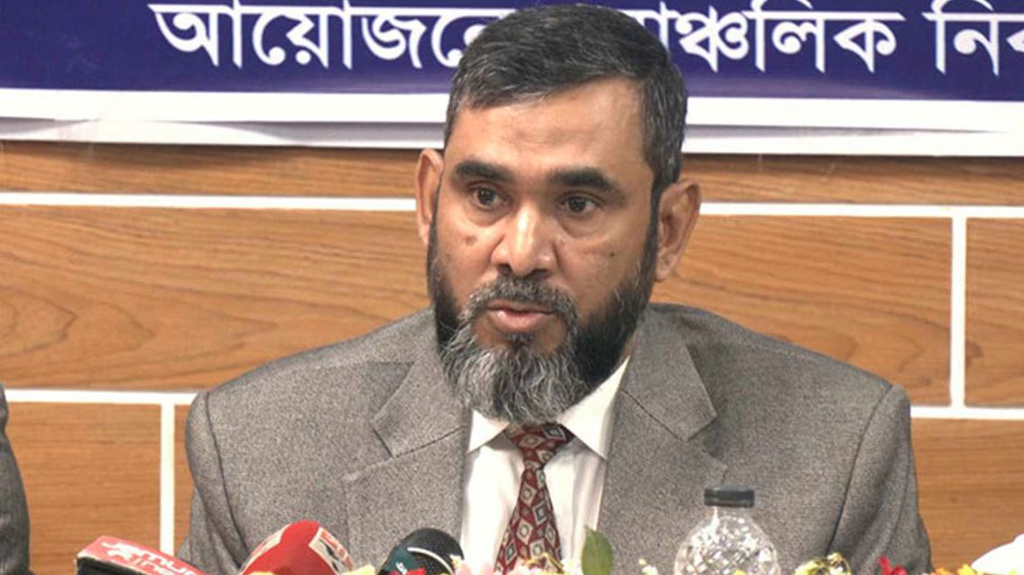 দেশে আর আগের মতো অনিয়মের নির্বাচন হবে না: ইসি সানাউল্লাহ
