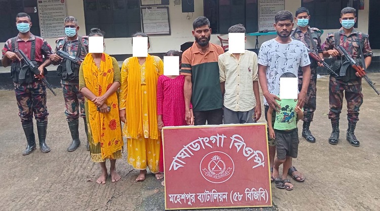 সীমান্তে ৭ বাংলাদেশিকে হস্তান্তর বিএসএফের