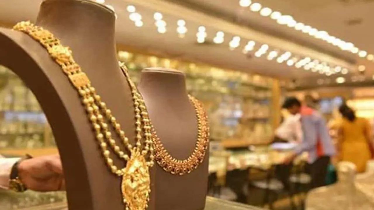 দেশে আজ কত দামে স্বর্ণ বিক্রি হচ্ছে