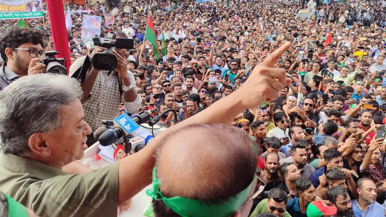 সবাইকে ঐক্যবদ্ধ থাকার আহ্বান জানালেন আমীর খসরু