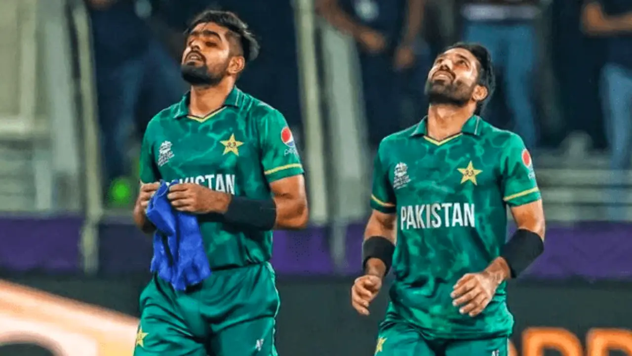 বাবর-রিজওয়ানকে বাদ দিয়েই এশিয়া কাপের স্কোয়াড ঘোষণা পাকিস্তানের