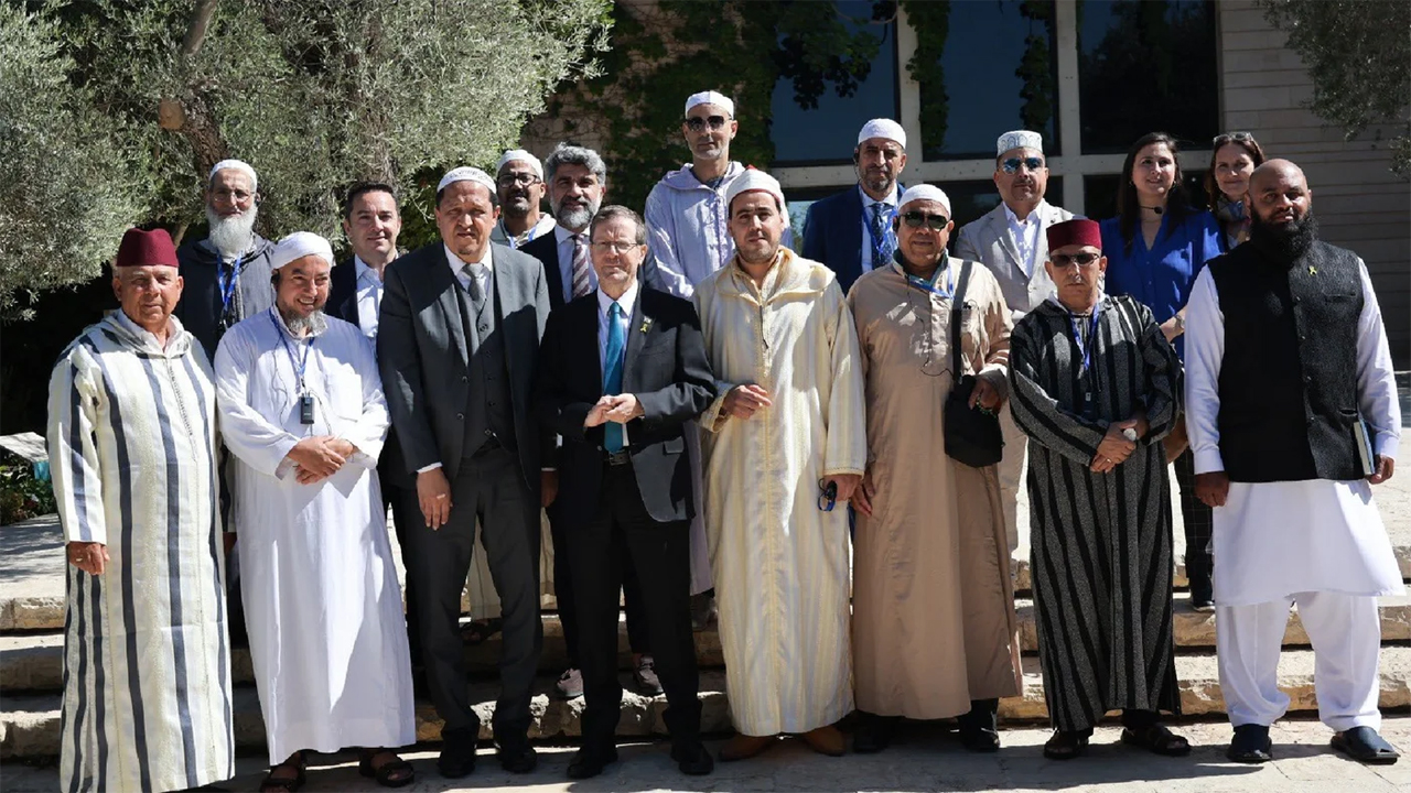 ইসরায়েল সফরে ইউরোপীয় ইমামদের প্রতিনিধিদল, নিন্দা জানাল ইমাম কাউন্সিল