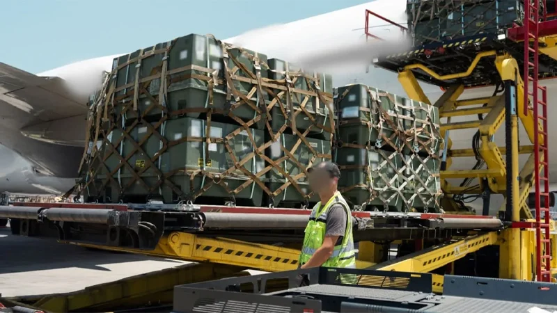 ১৪ কার্গো বিমানে যুক্তরাষ্ট্র-জার্মানি থেকে ইসরায়েলে এলো অস্ত্র