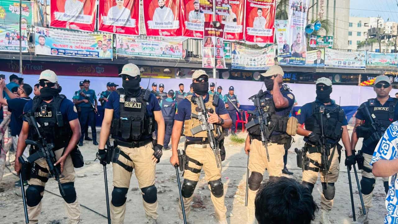 চট্টগ্রামে এনসিপির সমাবেশ ঘিরে বাড়তি নিরাপত্তা, মোতায়েন সোয়াট ও ডগ স্কোয়াড