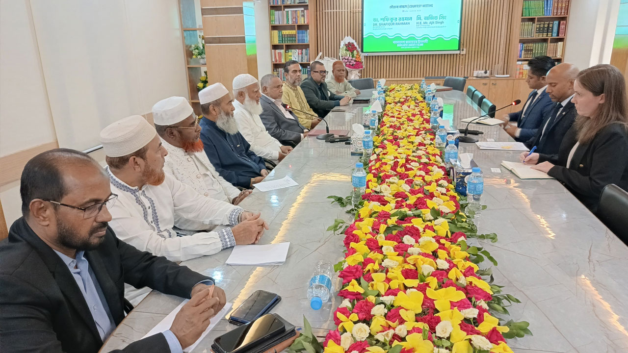 সব ভোটকেন্দ্রে সিসিটিভি ক্যামেরা স্থাপনে কানাডার সহযোগিতা চায় জামায়াত