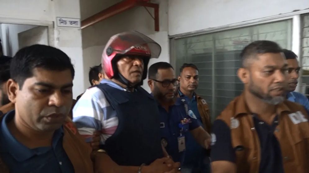 হত্যা মামলায় সাবেক প্রতিমন্ত্রী তাজুল ইসলাম গ্রেফতার