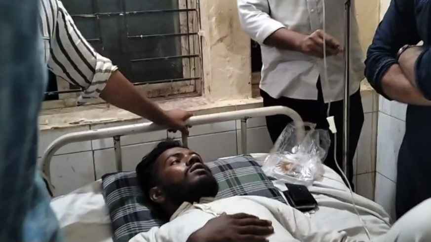 শেরপুরে বালুখেকোদের আক্রমণে জুলাই যোদ্ধা আহত