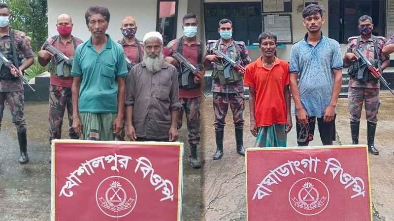 মহেশপুর সীমান্তে ভারত থেকে অবৈধ প্রবেশের দায়ে ৮ জন আটক করেছে বিজিবি