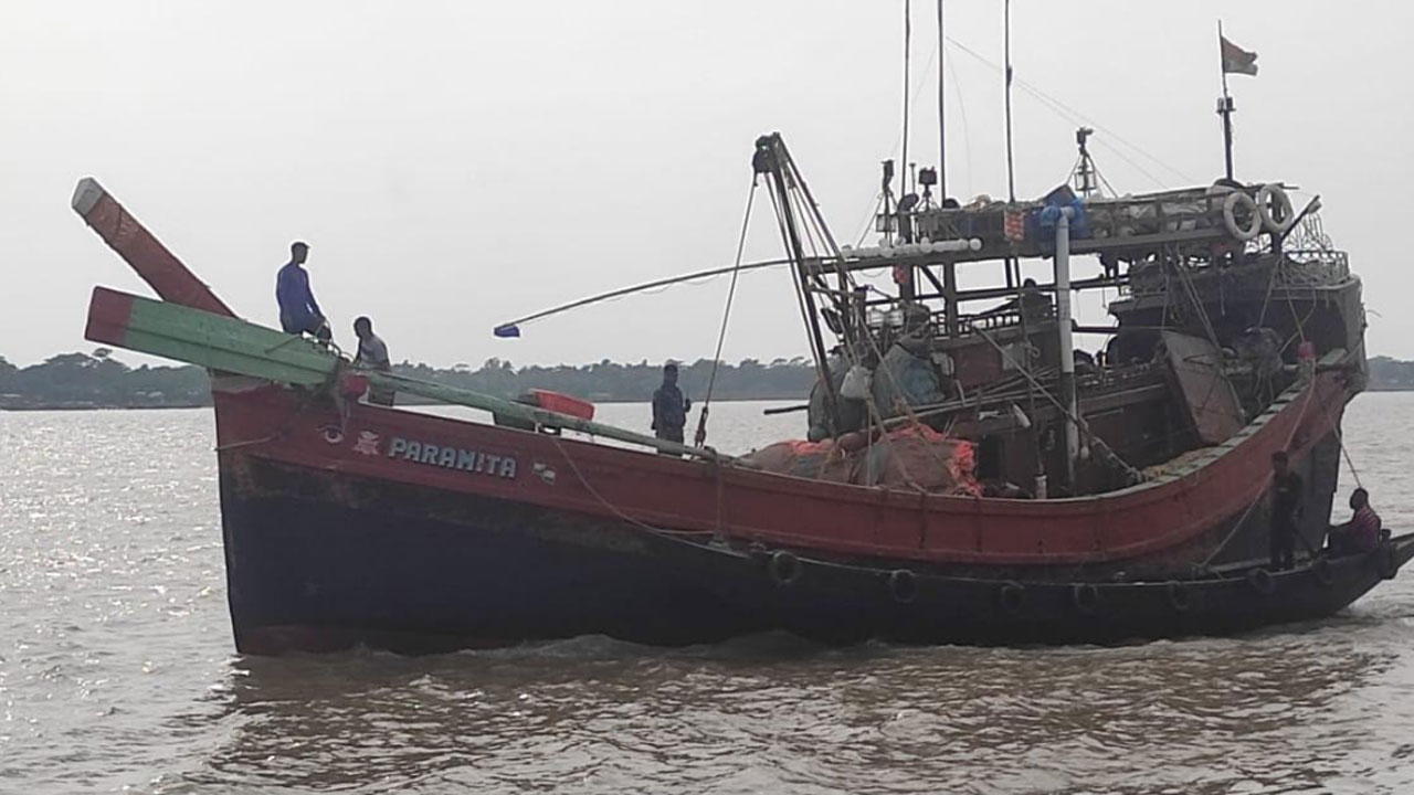 বাংলাদেশের সীমানায় মাছ ধরতে এসে ১৪ ভারতীয় জেলে আটক