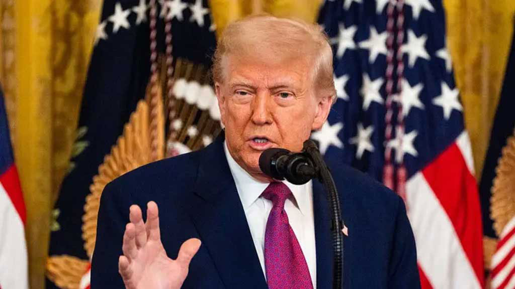 বাগরাম ঘাঁটি ফেরত না দিলে আফগানিস্তানে ‘খারাপ কিছু’ হবে: ট্রাম্প