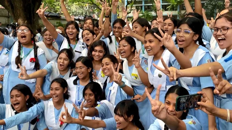 এসএসসিতে জিপিএ-৫ এগিয়ে মেয়েরা