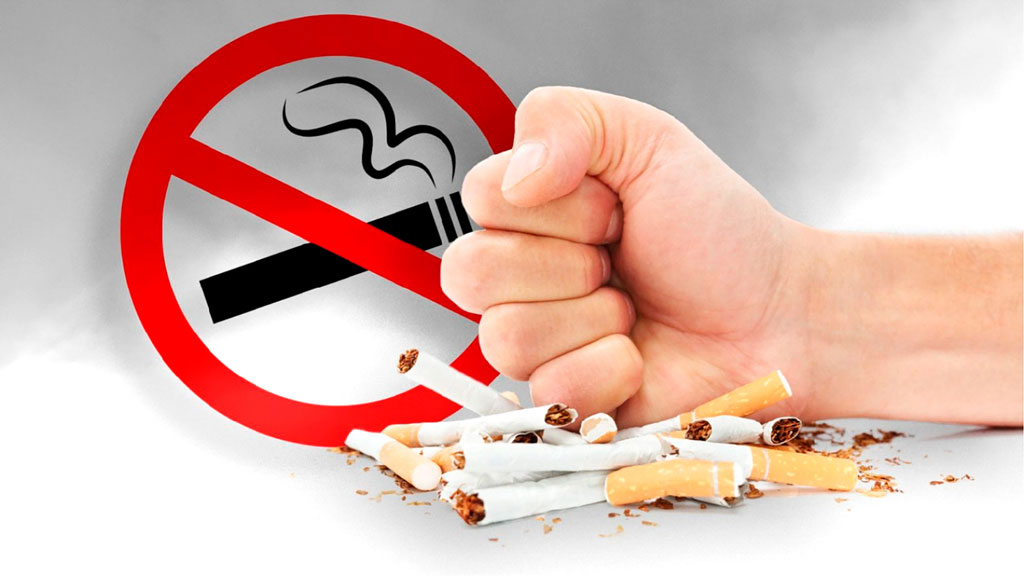 সিগারেটের দাম সর্বনিম্ন ৯০ টাকা করার দাবিতে মানববন্ধন